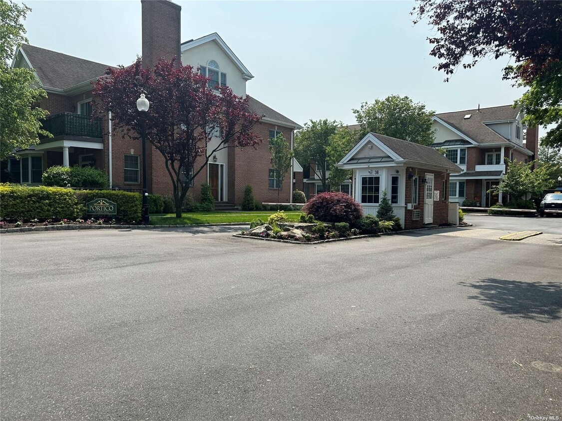 1 Portico Ct Unit 204, Great Neck, NY 11021 Apartment for Rent in Great Neck, NY