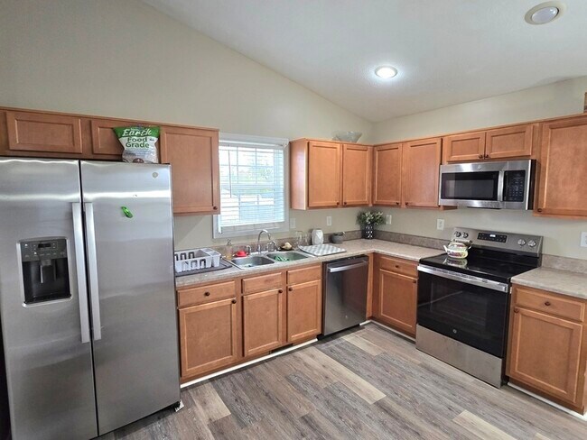 Foto del edificio - 4612 Raspberry Patch Ln