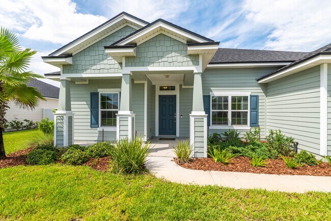 Foto del edificio - Beautiful Lakeside Retreat in Fernandina B...