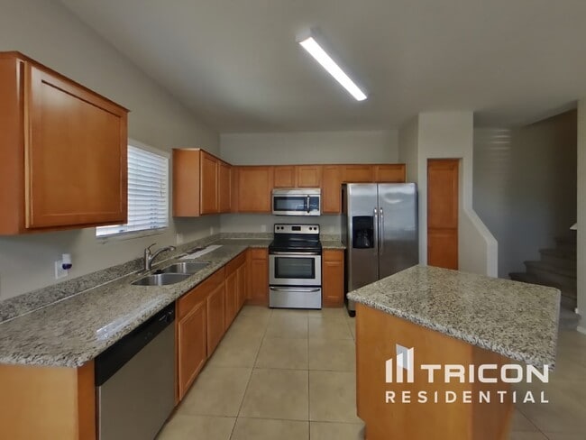 Building Photo - 17365 N Cave Creek Rd