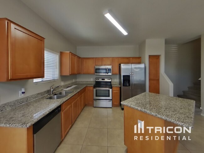 Foto del edificio - 17365 N Cave Creek Rd