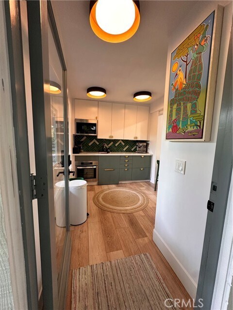 Foto del edificio - 736 Griffith Pl