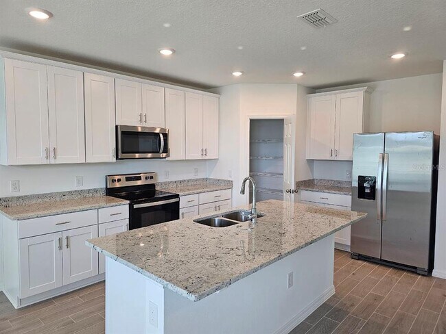 Building Photo - 5309 Maddie Dr