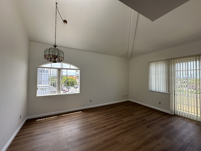 Building Photo - 4230 S Centinela Ave
