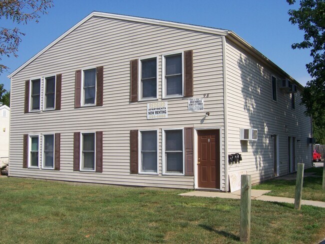Building Photo - 98 W Willow St