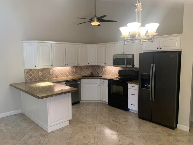 Building Photo - 9732 Boca Gardens Cir N