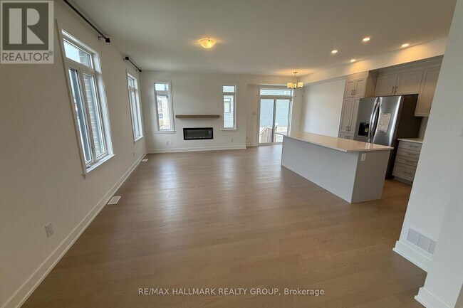 Building Photo - 221 Gretsch Rd