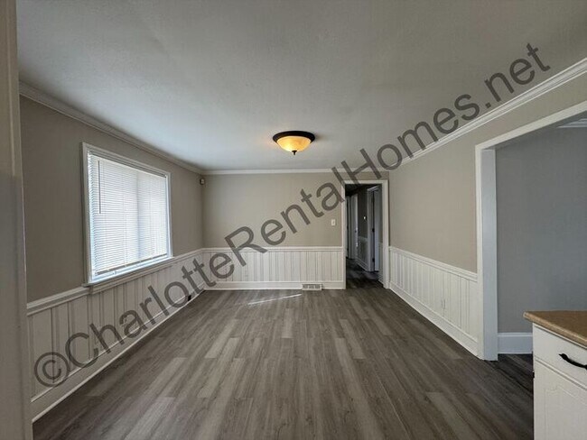 Foto del edificio - 3 Bedroom 1.5 bath home in Mathews!