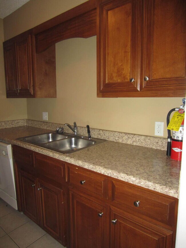 Foto del edificio - 2Bed/1Bath Apartment!