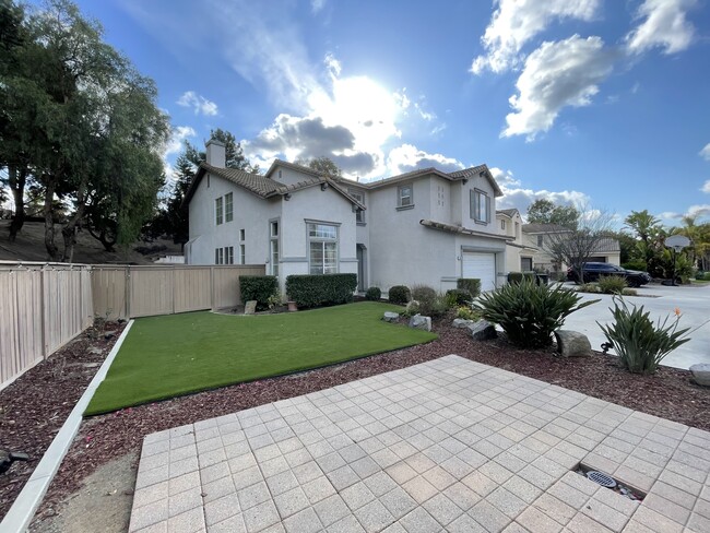 Foto del edificio - 1181 Saratoga Ct