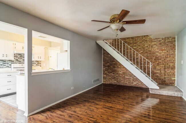 Foto del edificio - 329 David Ct