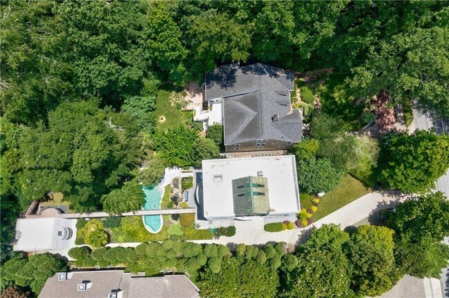 Foto del edificio - 114 Lindbergh Dr NE