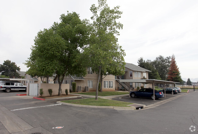 Foto del edificio - Orchard Village Apartments