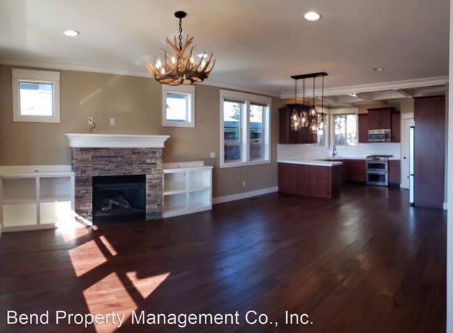Building Photo - 3 br, 2.5 bath House - 2664 NW Nordeen Way