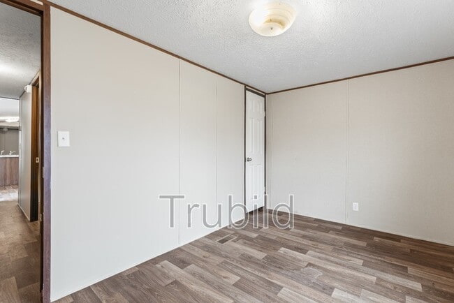 Foto del edificio - 155 S King Charles Ct