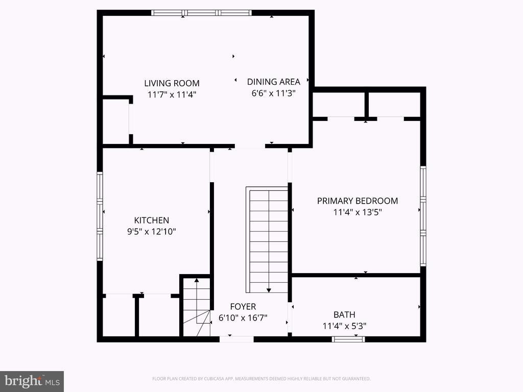 Building Photo - 304 Collins Ave