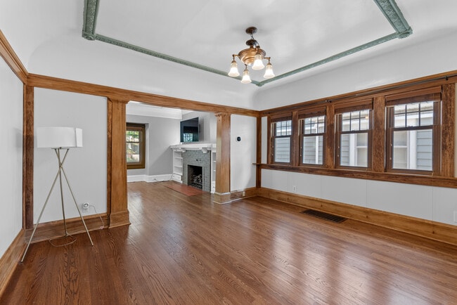 Building Photo - 1511 N 52nd St