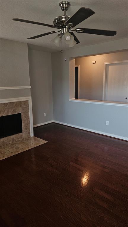 Building Photo - 11318 Log Cabin Ln