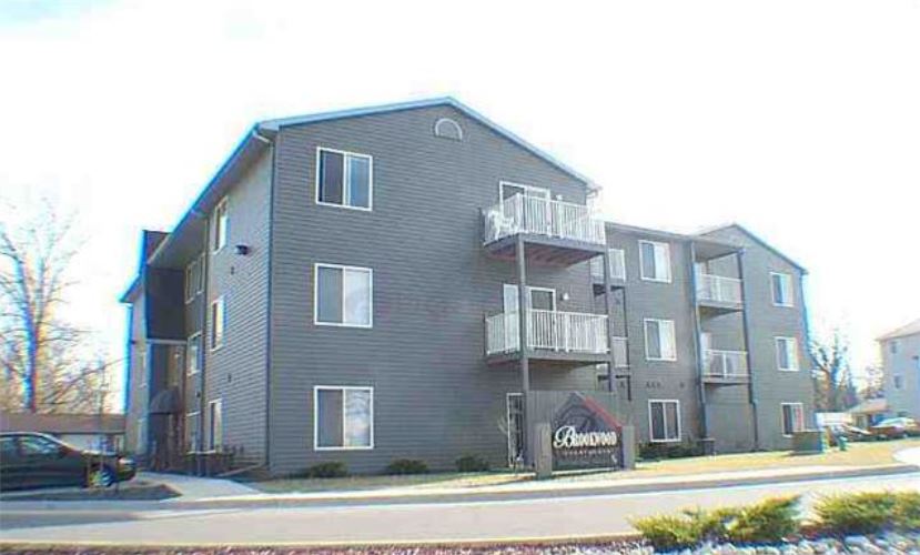 Primary Photo - 600 Squaw Creek Dr