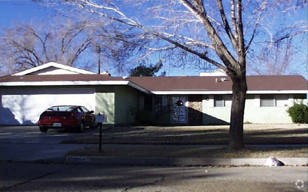 Foto del edificio - 18117 Poinciana Rd