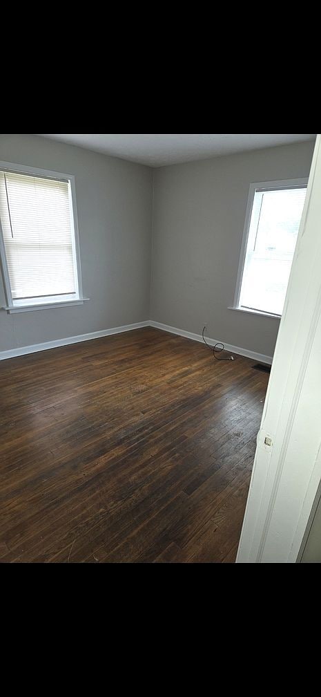 Building Photo - Single Family Home