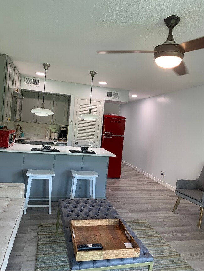 Foto del edificio - 1255 Ponce Island Dr