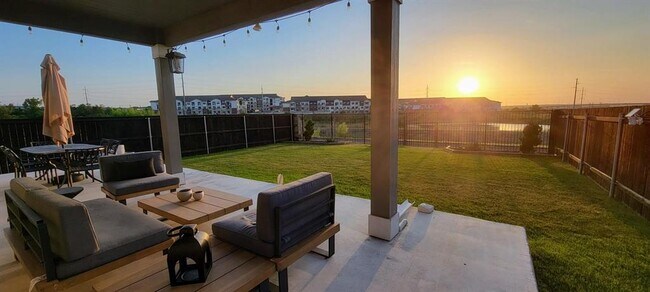 Foto del edificio - 165 Kulmbacher Dr