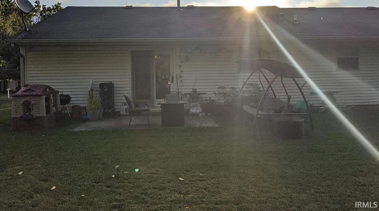 Foto del edificio - 2212 Wake Robin Dr