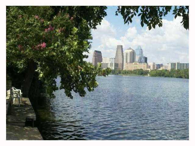 Foto del edificio - 500 E Riverside Dr