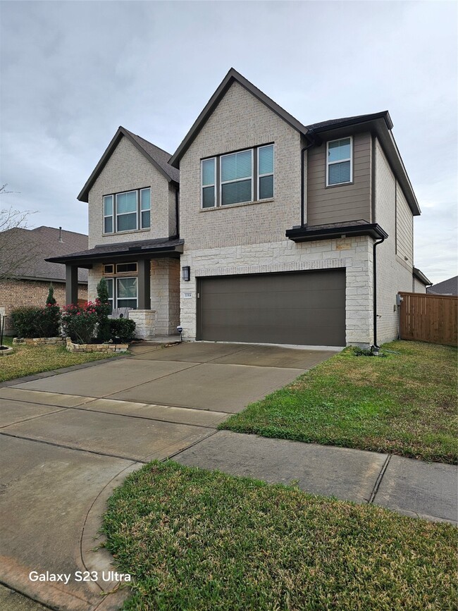 Building Photo - 11914 McCallister Run Dr