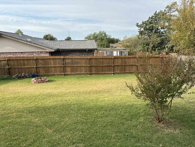 Foto del edificio - 4708 SE Sunnymeade