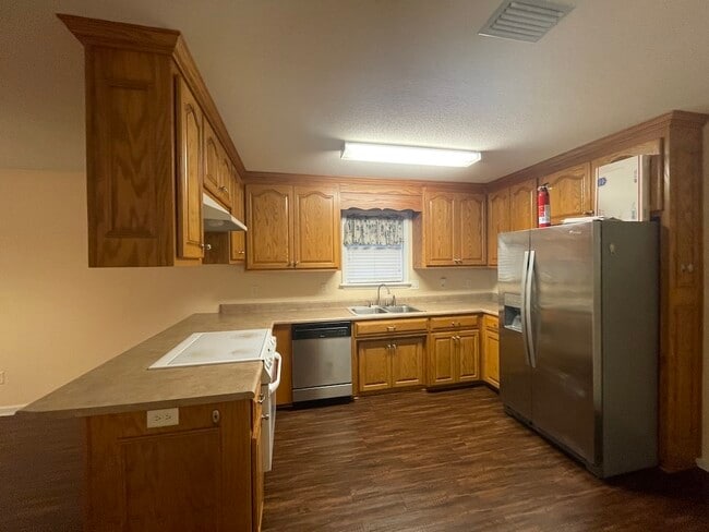 Building Photo - 4004 Tack Trail