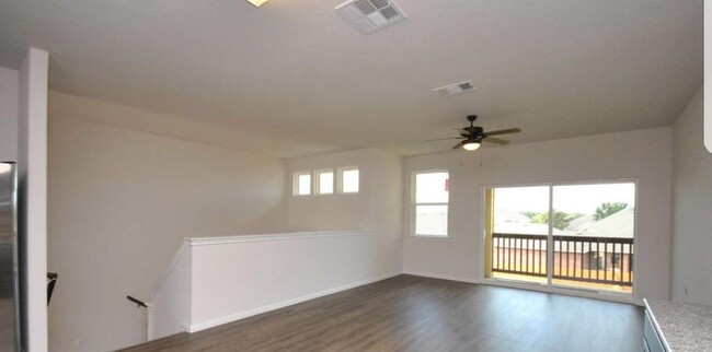 Foto del interior - Star Ranch Townhomes