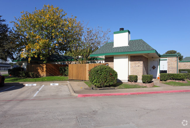 Building Photo - The Patios of McKinney