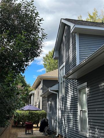 Building Photo - 600 Olmsted Park Pl
