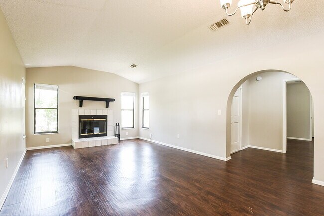 Foto del edificio - 534 S Sundance Dr