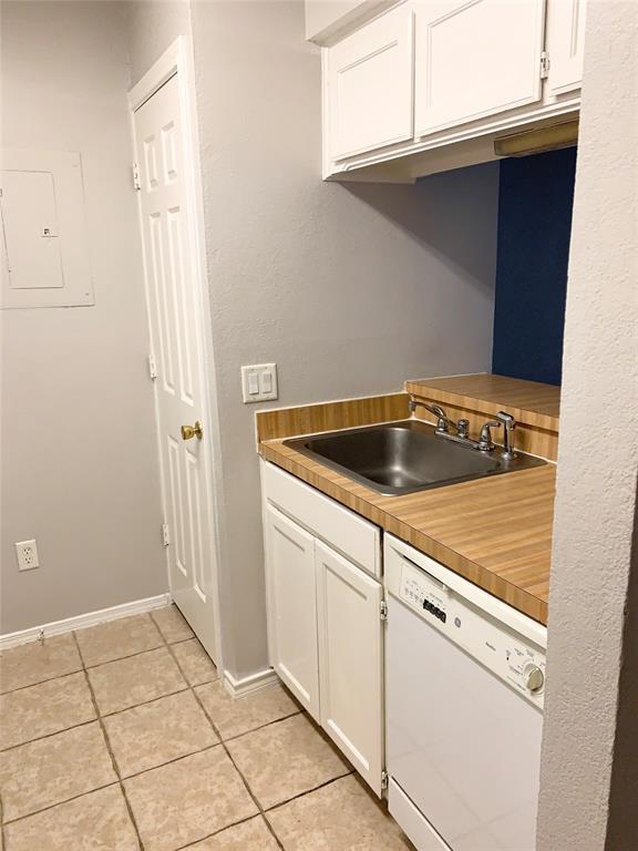 Building Photo - 3206 S Fielder Rd