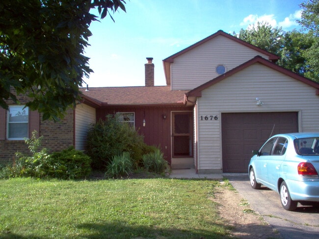 Building Photo - 1676 Hightower Dr