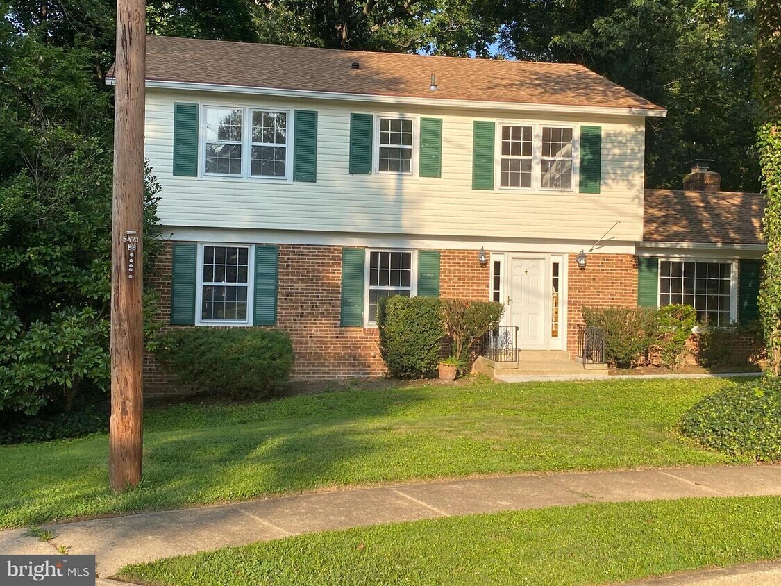 9513 Stevebrook Rd, Fairfax, VA 22032 House for Rent in Fairfax, VA