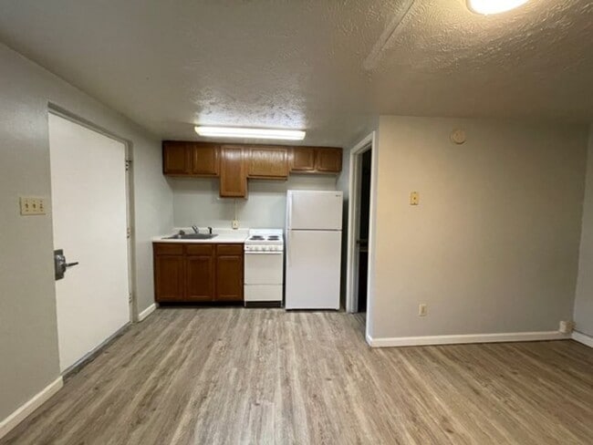 Building Photo - Daleville Studio - Open October 2025