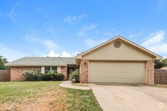 Building Photo - 5237 Prairie Creek Dr