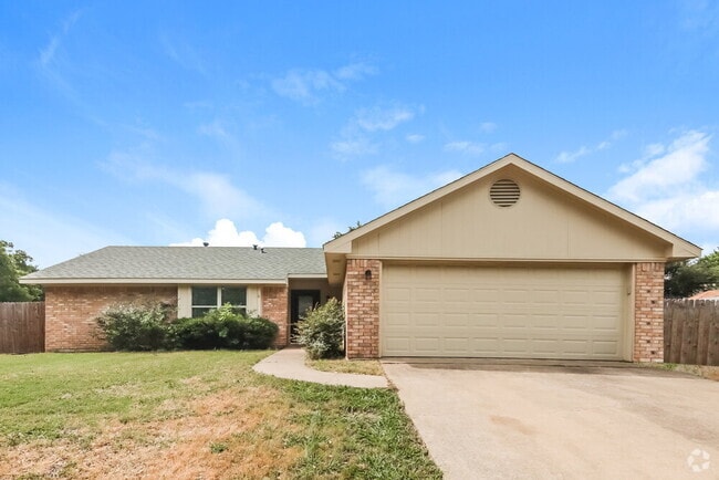 Building Photo - 5237 Prairie Creek Dr