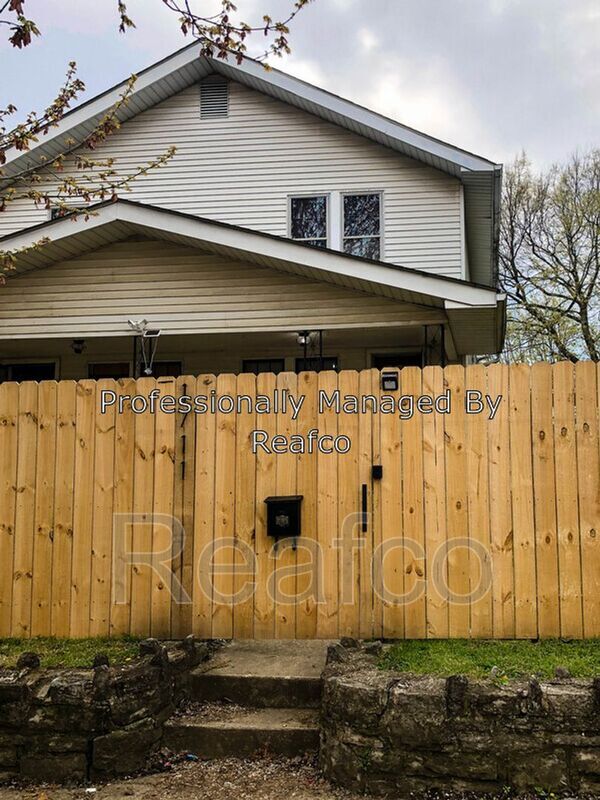 Primary Photo - 1713 S 3rd St