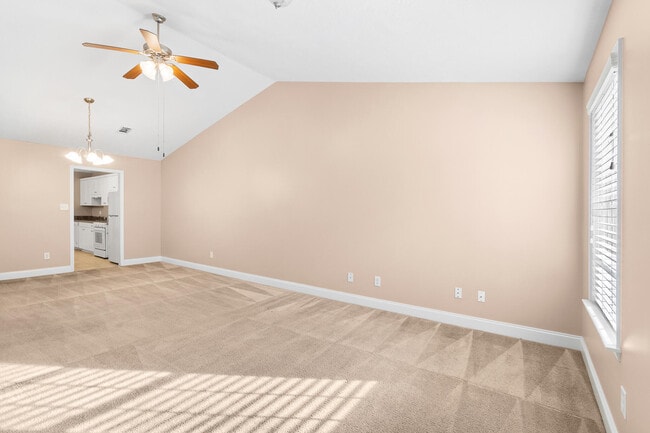 Building Photo - 308 Browning Dr
