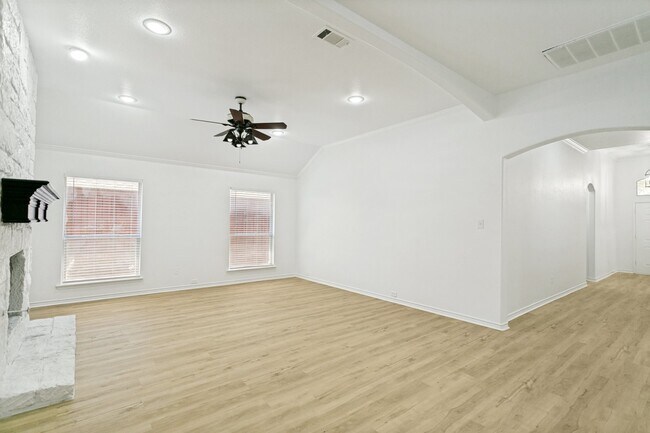 Foto del edificio - 1745 Woodstream Ln