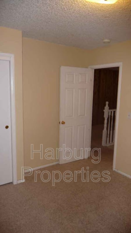 Photo - 852 Garfield Ave Apartment