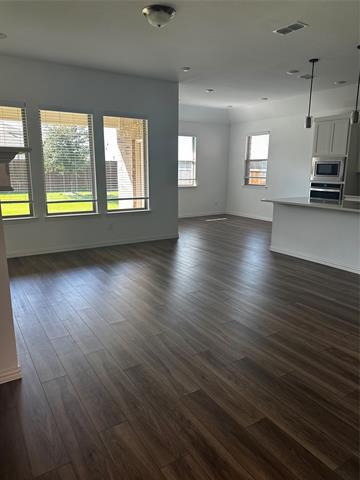 Building Photo - 3804 Honeycomb Holw