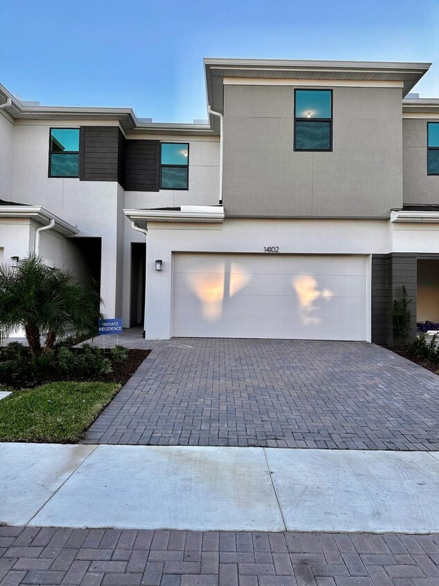 14102 Southwest, Port Saint Lucie, FL 34953 Townhome Rentals in Port