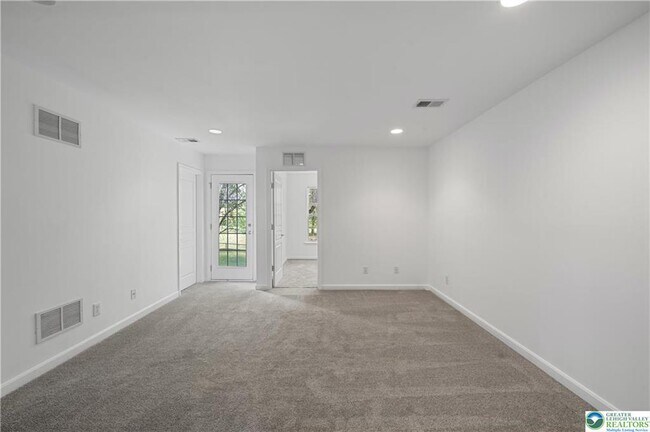 Foto del edificio - 8517 Gateway Rd
