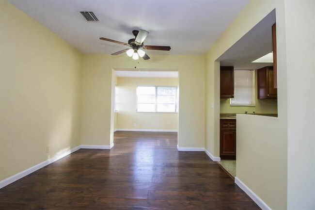 Foto del edificio - 3260 NW 16th St